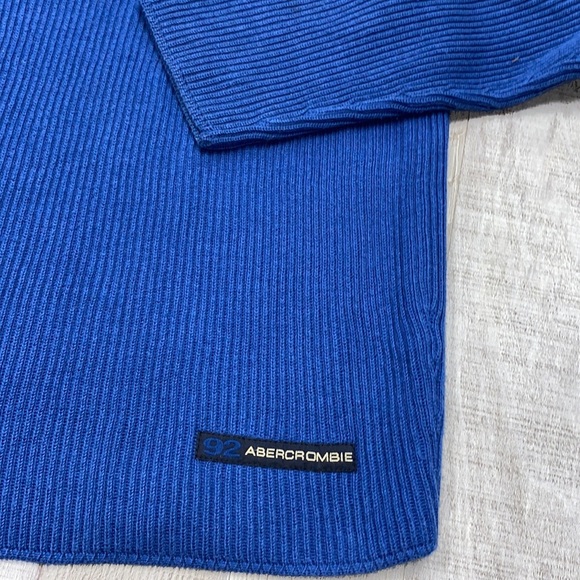 Abercrombie and Fitch blue striped sweater size medium vintage - Picture 3 of 6